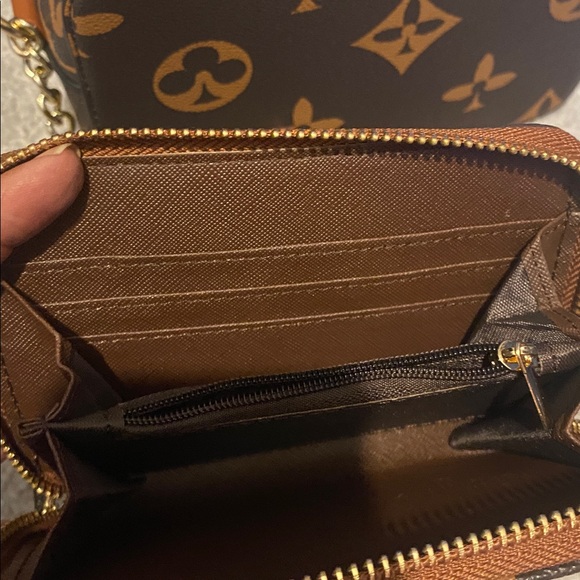 Brown and Gold Monogram Crossbody Bag Set - Picture 3 of 4